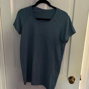 Lululemon swiftly Top